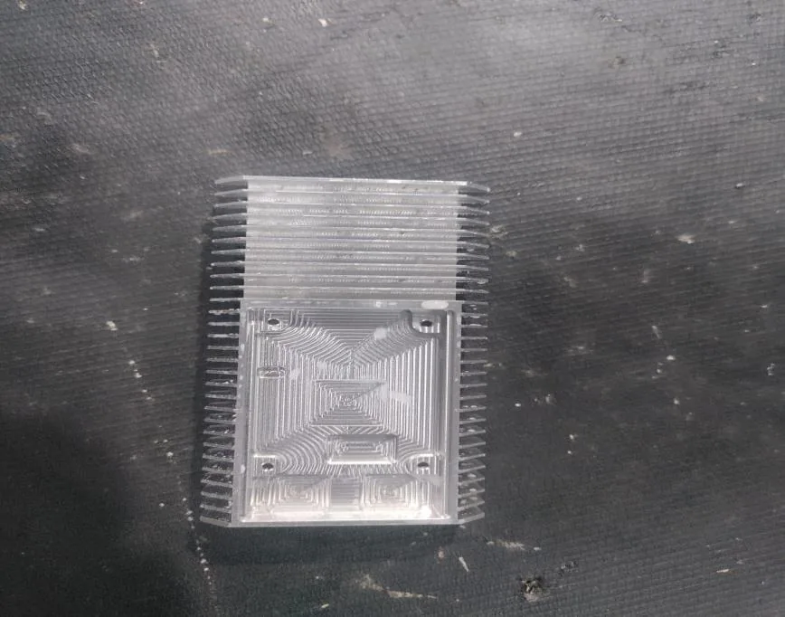 Machined finned aluminium part